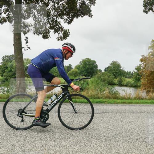 30.08.2026 - Elbe Triathlon Hamburg Michael Burmester http://msf.ph/oto/10053506 30.08.2026 10:31:41 Radfahren 710, 788, 934, 954, 957, 1013, 1057, 1058, 1111 meine-sportfotos.de