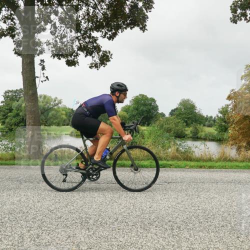 30.08.2026 - Elbe Triathlon Hamburg Michael Burmester http://msf.ph/oto/10053522 30.08.2026 10:31:57 Radfahren 1035, 1109 meine-sportfotos.de