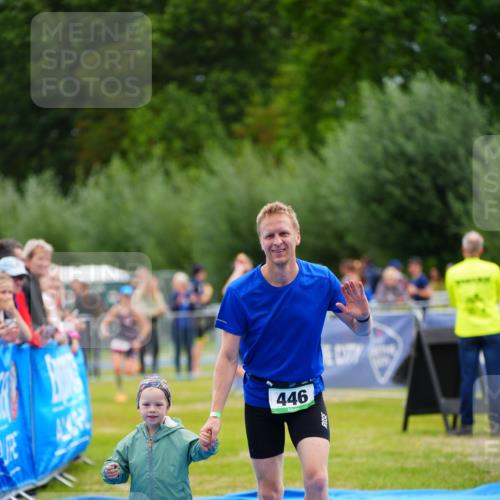 30.08.2026 - Elbe Triathlon Hamburg LAZAROV Photography http://msf.ph/oto/10053529 30.08.2026 10:51:35 Ziel 392, 446, 670 meine-sportfotos.de