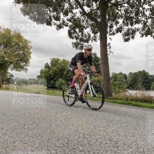 30.08.2026 - Elbe Triathlon Hamburg Michael Burmester http://msf.ph/oto/10053530 30.08.2026 10:49:32 Radfahren 1048, 1140, 1275 meine-sportfotos.de