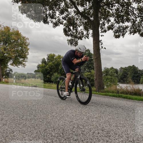 30.08.2026 - Elbe Triathlon Hamburg Michael Burmester http://msf.ph/oto/10053535 30.08.2026 10:49:37 Radfahren 1140 meine-sportfotos.de