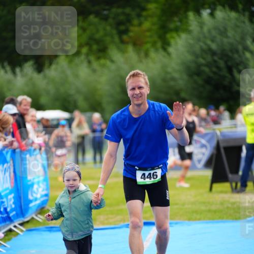 30.08.2026 - Elbe Triathlon Hamburg LAZAROV Photography http://msf.ph/oto/10053536 30.08.2026 10:51:35 Ziel 392, 446, 670 meine-sportfotos.de