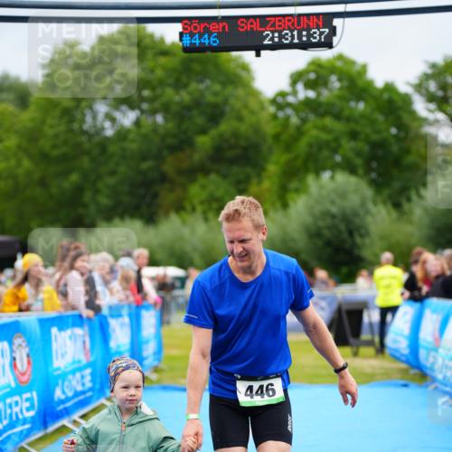 30.08.2026 - Elbe Triathlon Hamburg LAZAROV Photography http://msf.ph/oto/10053555 30.08.2026 10:51:38 Ziel 392, 446 meine-sportfotos.de