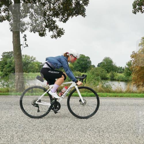 30.08.2026 - Elbe Triathlon Hamburg Michael Burmester http://msf.ph/oto/10053556 30.08.2026 10:32:27 Radfahren 803, 813, 1023 meine-sportfotos.de