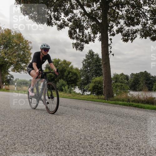 30.08.2026 - Elbe Triathlon Hamburg Michael Burmester http://msf.ph/oto/10053573 30.08.2026 10:50:30 Radfahren 897, 999, 1044, 1069, 1255, 1269, 1319 meine-sportfotos.de