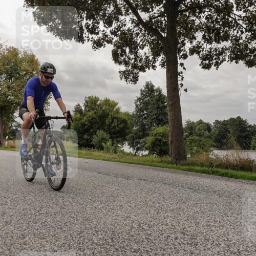 30.08.2026 - Elbe Triathlon Hamburg Michael Burmester http://msf.ph/oto/10053576 30.08.2026 10:50:31 Radfahren 897, 999, 1044, 1069, 1255, 1269, 1319 meine-sportfotos.de