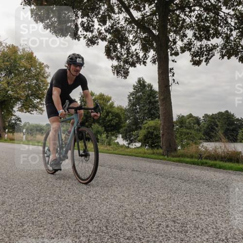 30.08.2026 - Elbe Triathlon Hamburg Michael Burmester http://msf.ph/oto/10053597 30.08.2026 10:50:40 Radfahren 1121, 1255, 1266, 1269, 1307 meine-sportfotos.de