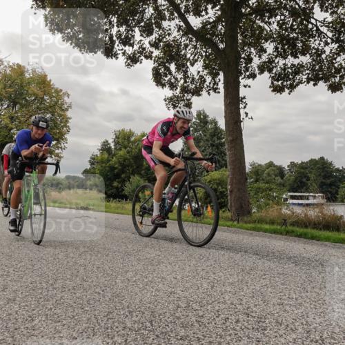 30.08.2026 - Elbe Triathlon Hamburg Michael Burmester http://msf.ph/oto/10053606 30.08.2026 10:51:01 Radfahren 1009, 1025, 1071, 1298, 1303, 1341 meine-sportfotos.de