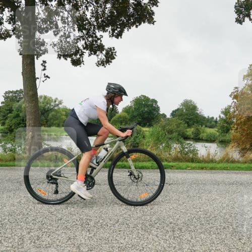 30.08.2026 - Elbe Triathlon Hamburg Michael Burmester http://msf.ph/oto/10053615 30.08.2026 10:33:35 Radfahren 912, 1017 meine-sportfotos.de