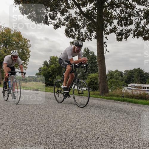 30.08.2026 - Elbe Triathlon Hamburg Michael Burmester http://msf.ph/oto/10053620 30.08.2026 10:51:09 Radfahren 943, 988, 1100, 1273, 1298, 1341, 1347 meine-sportfotos.de
