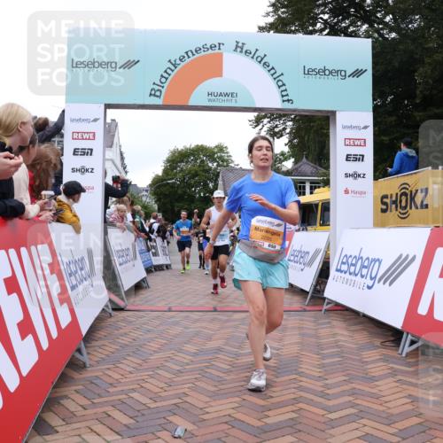 30.08.2026 - Blankeneser Heldenlauf Lena Gebhardt http://msf.ph/oto/10053629 30.08.2026 12:04:35 Ziel 2196, 2285, 2683, 2766, 2811, 2829, 4125 meine-sportfotos.de