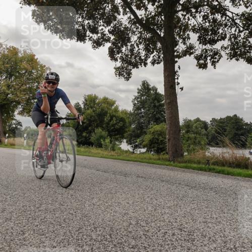 30.08.2026 - Elbe Triathlon Hamburg Michael Burmester http://msf.ph/oto/10053634 30.08.2026 10:51:16 Radfahren 943, 988, 1015, 1273, 1277, 1305 meine-sportfotos.de