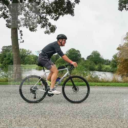 30.08.2026 - Elbe Triathlon Hamburg Michael Burmester http://msf.ph/oto/10053638 30.08.2026 10:34:09 Radfahren 1033, 1064, 1103 meine-sportfotos.de