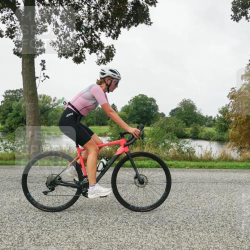 30.08.2026 - Elbe Triathlon Hamburg Michael Burmester http://msf.ph/oto/10053650 30.08.2026 10:34:28 Radfahren 810, 948, 988, 1009, 1015, 1022, 1071 meine-sportfotos.de
