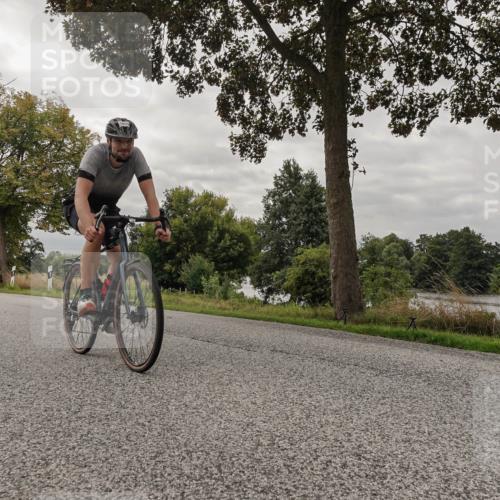 30.08.2026 - Elbe Triathlon Hamburg Michael Burmester http://msf.ph/oto/10053662 30.08.2026 10:51:44 Radfahren 1094, 1103, 1108, 1171, 1271, 1354 meine-sportfotos.de