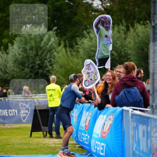 30.08.2026 - Elbe Triathlon Hamburg LAZAROV Photography http://msf.ph/oto/10053685 30.08.2026 10:51:57 Ziel 423, 452, 536 meine-sportfotos.de