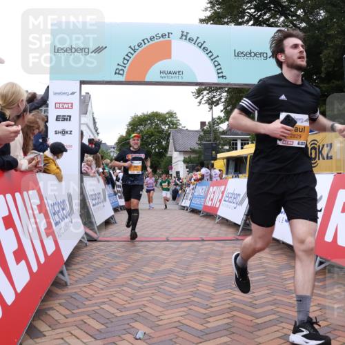 30.08.2026 - Blankeneser Heldenlauf Lena Gebhardt http://msf.ph/oto/10053697 30.08.2026 12:04:40 Ziel 2196, 2285, 2333, 2766, 2795, 2811, 2829, 4125 meine-sportfotos.de