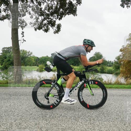 30.08.2026 - Elbe Triathlon Hamburg Michael Burmester http://msf.ph/oto/10053698 30.08.2026 10:35:20 Radfahren 882, 1092, 1100, 1101, 1104, 1108, 1113, 1119 meine-sportfotos.de