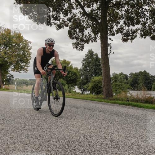 30.08.2026 - Elbe Triathlon Hamburg Michael Burmester http://msf.ph/oto/10053710 30.08.2026 10:52:05 Radfahren 947, 1074, 1242, 1310, 1325 meine-sportfotos.de
