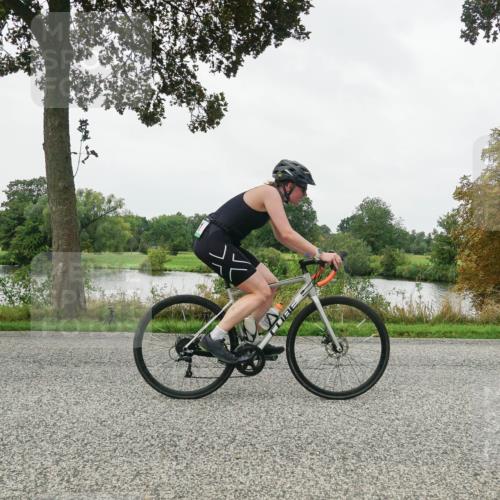 30.08.2026 - Elbe Triathlon Hamburg Michael Burmester http://msf.ph/oto/10053715 30.08.2026 10:35:31 Radfahren 568, 831, 864 meine-sportfotos.de