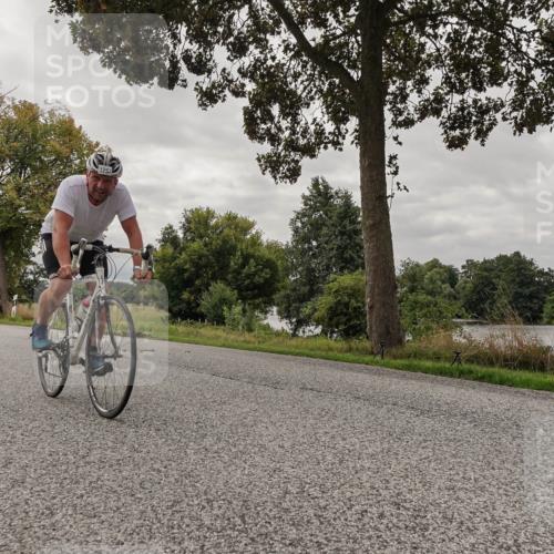 30.08.2026 - Elbe Triathlon Hamburg Michael Burmester http://msf.ph/oto/10053761 30.08.2026 10:52:44 Radfahren 1253, 1257 meine-sportfotos.de