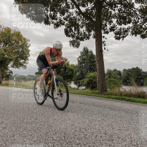 30.08.2026 - Elbe Triathlon Hamburg Michael Burmester http://msf.ph/oto/10053835 30.08.2026 10:53:41 Radfahren 1435, 1438 meine-sportfotos.de
