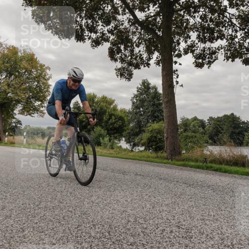 30.08.2026 - Elbe Triathlon Hamburg Michael Burmester http://msf.ph/oto/10053840 30.08.2026 10:53:55 Radfahren 1175, 1326, 1338 meine-sportfotos.de