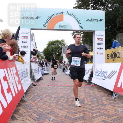 30.08.2026 - Blankeneser Heldenlauf Lena Gebhardt http://msf.ph/oto/10053842 30.08.2026 12:04:49 Ziel 2333, 2362, 2795, 4366 meine-sportfotos.de