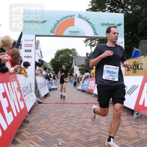 30.08.2026 - Blankeneser Heldenlauf Lena Gebhardt http://msf.ph/oto/10053850 30.08.2026 12:04:50 Ziel 2333, 2362, 2795, 4366 meine-sportfotos.de