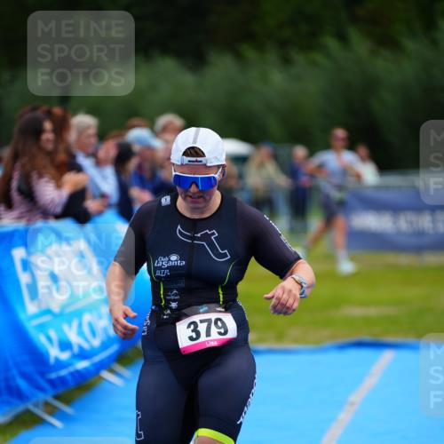 30.08.2026 - Elbe Triathlon Hamburg LAZAROV Photography http://msf.ph/oto/10053885 30.08.2026 10:52:35 Ziel 379 meine-sportfotos.de