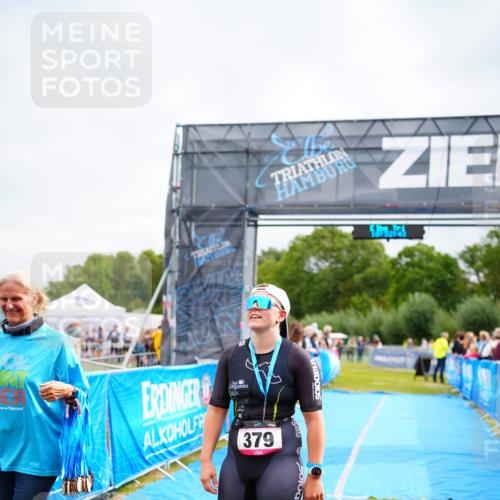 30.08.2026 - Elbe Triathlon Hamburg LAZAROV Photography http://msf.ph/oto/10053919 30.08.2026 10:52:44 Ziel  meine-sportfotos.de