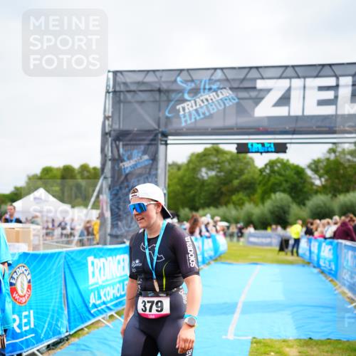 30.08.2026 - Elbe Triathlon Hamburg LAZAROV Photography http://msf.ph/oto/10053925 30.08.2026 10:52:44 Ziel  meine-sportfotos.de