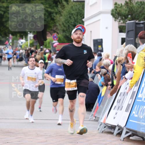 30.08.2026 - Blankeneser Heldenlauf Lena Gebhardt http://msf.ph/oto/10053970 30.08.2026 12:05:13 Ziel 2039, 2471, 2640, 4382 meine-sportfotos.de