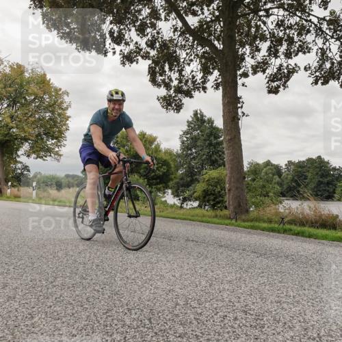 30.08.2026 - Elbe Triathlon Hamburg Michael Burmester http://msf.ph/oto/10053982 30.08.2026 10:56:23 Radfahren 938, 1248, 1294, 1439 meine-sportfotos.de