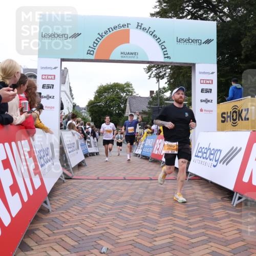 30.08.2026 - Blankeneser Heldenlauf Lena Gebhardt http://msf.ph/oto/10053988 30.08.2026 12:05:17 Ziel 2039, 2471, 2640, 2665, 2708, 2932, 4382 meine-sportfotos.de
