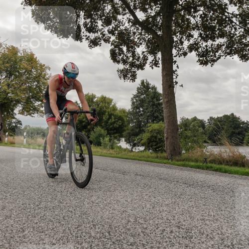 30.08.2026 - Elbe Triathlon Hamburg Michael Burmester http://msf.ph/oto/10053991 30.08.2026 10:56:35 Radfahren 900, 1065, 1233, 1447, 1452 meine-sportfotos.de