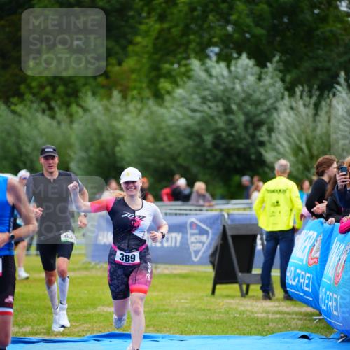 30.08.2026 - Elbe Triathlon Hamburg LAZAROV Photography http://msf.ph/oto/10054009 30.08.2026 10:53:04 Ziel 260, 281, 389, 533 meine-sportfotos.de