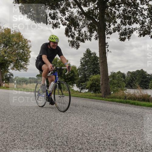 30.08.2026 - Elbe Triathlon Hamburg Michael Burmester http://msf.ph/oto/10054010 30.08.2026 10:56:46 Radfahren 974, 1126, 1191, 1193, 1276, 1304 meine-sportfotos.de