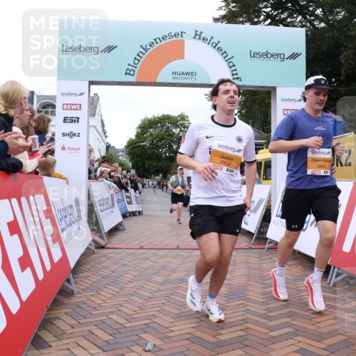 30.08.2026 - Blankeneser Heldenlauf Lena Gebhardt http://msf.ph/oto/10054025 30.08.2026 12:05:19 Ziel 2471, 2665, 2708, 2932 meine-sportfotos.de