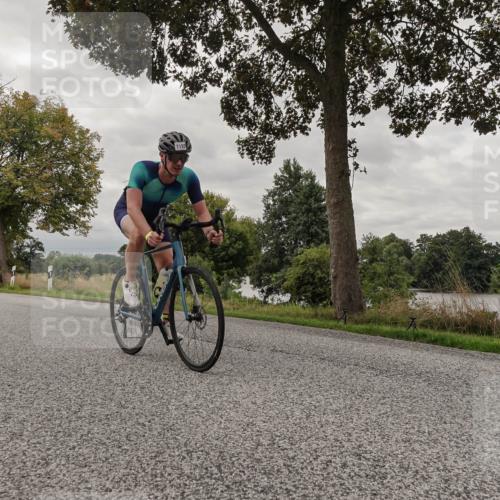 30.08.2026 - Elbe Triathlon Hamburg Michael Burmester http://msf.ph/oto/10054026 30.08.2026 10:56:54 Radfahren 942, 1026, 1193, 1281 meine-sportfotos.de