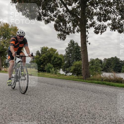 30.08.2026 - Elbe Triathlon Hamburg Michael Burmester http://msf.ph/oto/10054066 30.08.2026 10:57:32 Radfahren 1081, 1250, 1262, 1343, 1375 meine-sportfotos.de