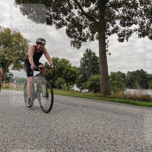 30.08.2026 - Elbe Triathlon Hamburg Michael Burmester http://msf.ph/oto/10054069 30.08.2026 10:57:34 Radfahren 1081, 1150, 1250, 1262, 1375 meine-sportfotos.de