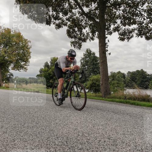 30.08.2026 - Elbe Triathlon Hamburg Michael Burmester http://msf.ph/oto/10054081 30.08.2026 10:57:41 Radfahren 1150, 1183, 1375 meine-sportfotos.de