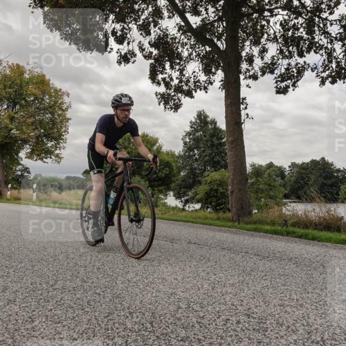 30.08.2026 - Elbe Triathlon Hamburg Michael Burmester http://msf.ph/oto/10054114 30.08.2026 10:58:27 Radfahren 1134, 1136 meine-sportfotos.de