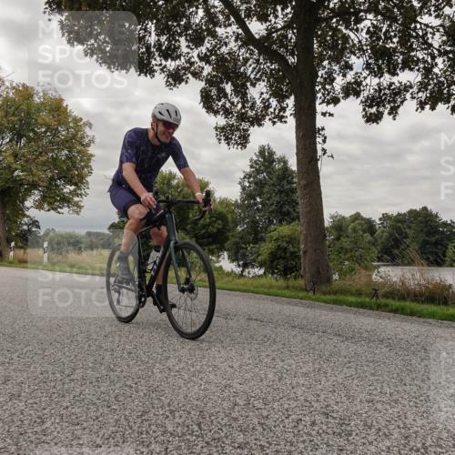 30.08.2026 - Elbe Triathlon Hamburg Michael Burmester http://msf.ph/oto/10054133 30.08.2026 10:59:10 Radfahren 1137, 1203, 1290, 1384 meine-sportfotos.de