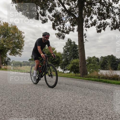 30.08.2026 - Elbe Triathlon Hamburg Michael Burmester http://msf.ph/oto/10054157 30.08.2026 10:59:33 Radfahren 1050, 1172, 1189, 1234, 1332 meine-sportfotos.de