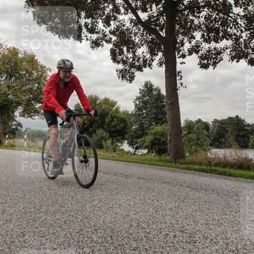 30.08.2026 - Elbe Triathlon Hamburg Michael Burmester http://msf.ph/oto/10054188 30.08.2026 10:59:54 Radfahren 1034, 1090, 1184, 1331, 1449 meine-sportfotos.de