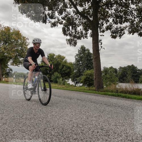 30.08.2026 - Elbe Triathlon Hamburg Michael Burmester http://msf.ph/oto/10054196 30.08.2026 11:00:03 Radfahren 945, 1153, 1280, 1293, 1320, 1352, 1445 meine-sportfotos.de