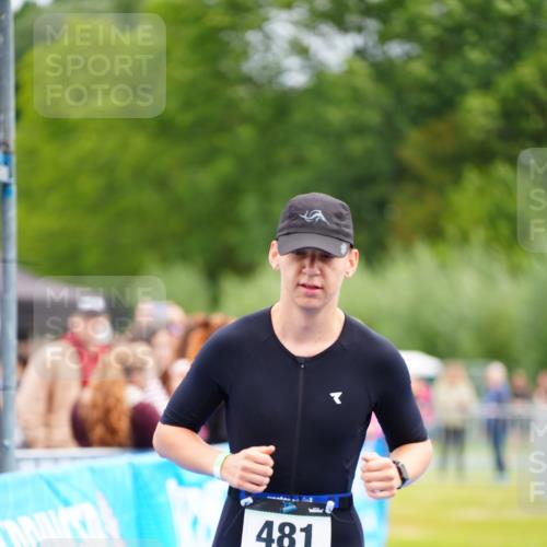 30.08.2026 - Elbe Triathlon Hamburg LAZAROV Photography http://msf.ph/oto/10054221 30.08.2026 10:54:07 Ziel 481 meine-sportfotos.de