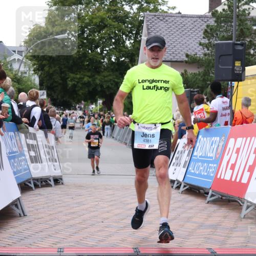 30.08.2026 - Blankeneser Heldenlauf Lena Gebhardt http://msf.ph/oto/10054228 30.08.2026 12:05:42 Ziel 2195, 2428, 2951, 4381 meine-sportfotos.de